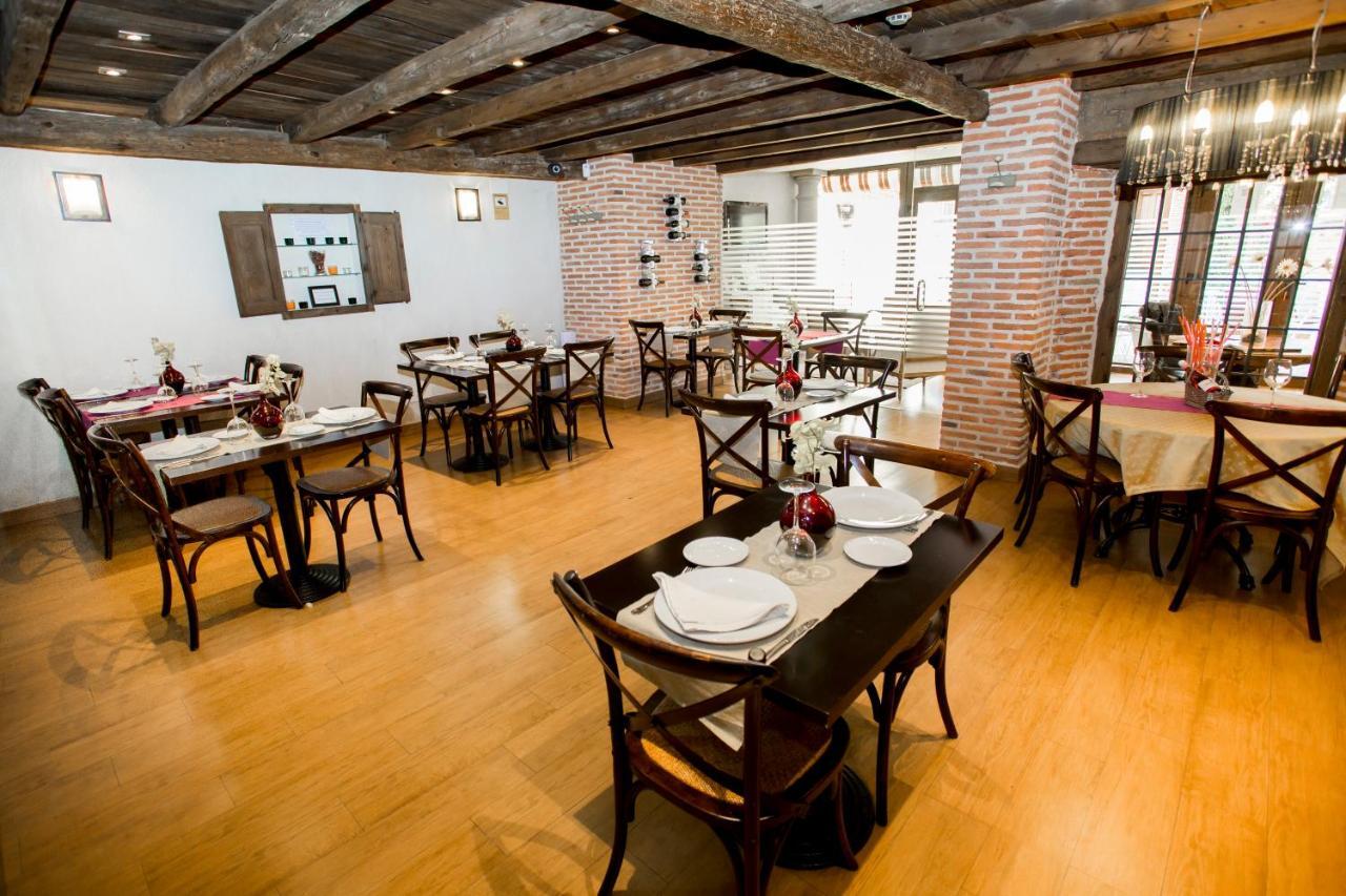 Hosteria Del Mudejar Avila Velayos Ngoại thất bức ảnh